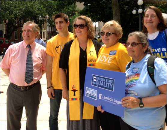 Members of the UU Legislative Ministry of New Jersey campaign for marriage equality.